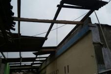 Tertidur Pulas, 44 Rumah...