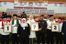 3 Paslon Bupati dan...