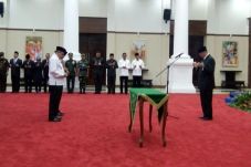 Gubernur Banten Kukuhkan...