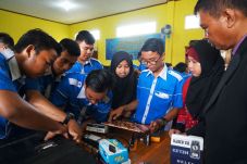 Program Sharp Class...