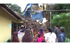 Satu Rumah Warga di...