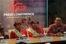 Film Dokumenter Dua...