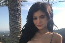 Kylie Jenner mulai Menikmati...