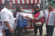Dapat Gerobak Gratis,...