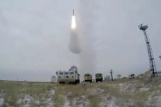 Rusia Uji Coba Sistem...