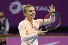 Kandaskan Bellis, Simona...