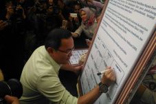 Deklarasi Kampanye Damai,...