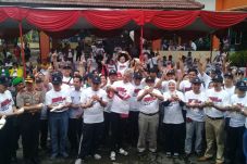 Pilgub Jateng, Dua Paslon...