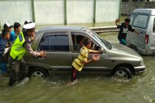 Jalur Pantura Terendam...