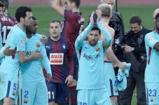 Barcelona Amankan Kemenangan...