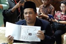 Fahri Hamzah Siap Laporkan...