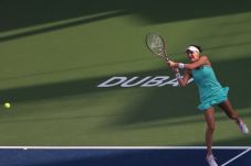 Radwanska Akui Sentuhan...
