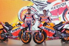 Motor Baru Marquez dan...