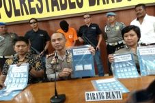 Jual Sabu, Polisi Tangkap...