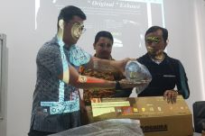 Distributor Resmi Yoshimura...