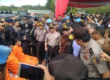 Kapolri Instruksi Tembak...