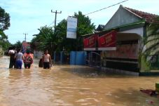 Ribuan Rumah di Cirebon...