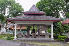Kisah Prabu Kertajaya,...