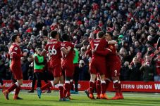 Gasak West Ham, Liverpool...