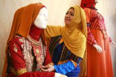 Desainer Busana Muslim...
