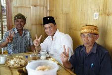 Kang Anton Didukung...
