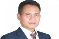Klarifikasi Kasus Suap,...