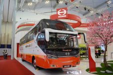 Hino Dorong Peningkatkan...