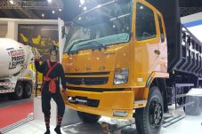 Bus dan Truk yang Ikut...