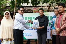 PT Paragon Komitmen...