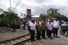 Pemkot Solo Kaji Perubahan...