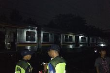 KRL Tanah Abang-Serpong...