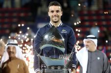 Menang di Dubai, Bautista...