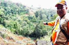 Longsor di Muara Enim,...