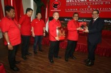 PDIP dan Partai Buruh...