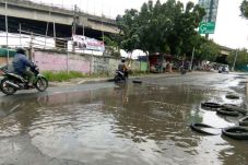 Ganjil Genap di Tol...