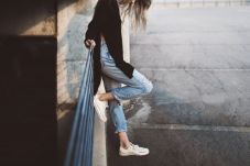 4 Item Fashion yang...