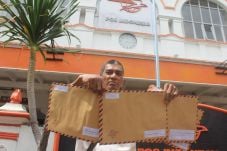 Larangan Bercadar di...