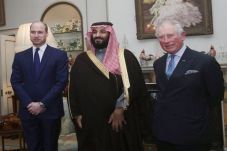 Arab Saudi-Inggris Melakukan...