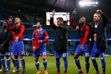 Pelatih Basel Senang...