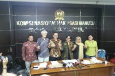 Tim Pemantauan Kasus...