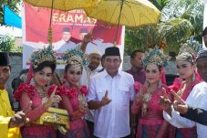 Masyarakat Langkat Taruh...