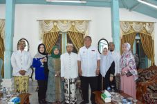 Deddy Mizwar Minta Doa...