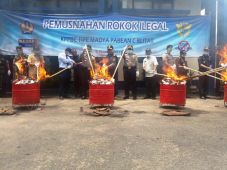 Bea Cukai Blitar Musnahkan...