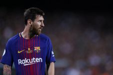 Demi Liga Champions,...