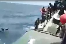 Kapal Motor Cepat TNI...