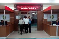 KPK Segel Ruang Hakim...