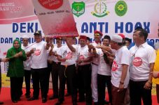Polres Depok Ajak Masyarakat...