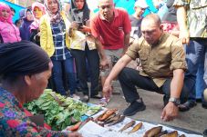 Edy Rahmayadi Kunjungi...