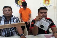 Kencan dengan Waria...