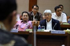 Soal Divestasi Saham...